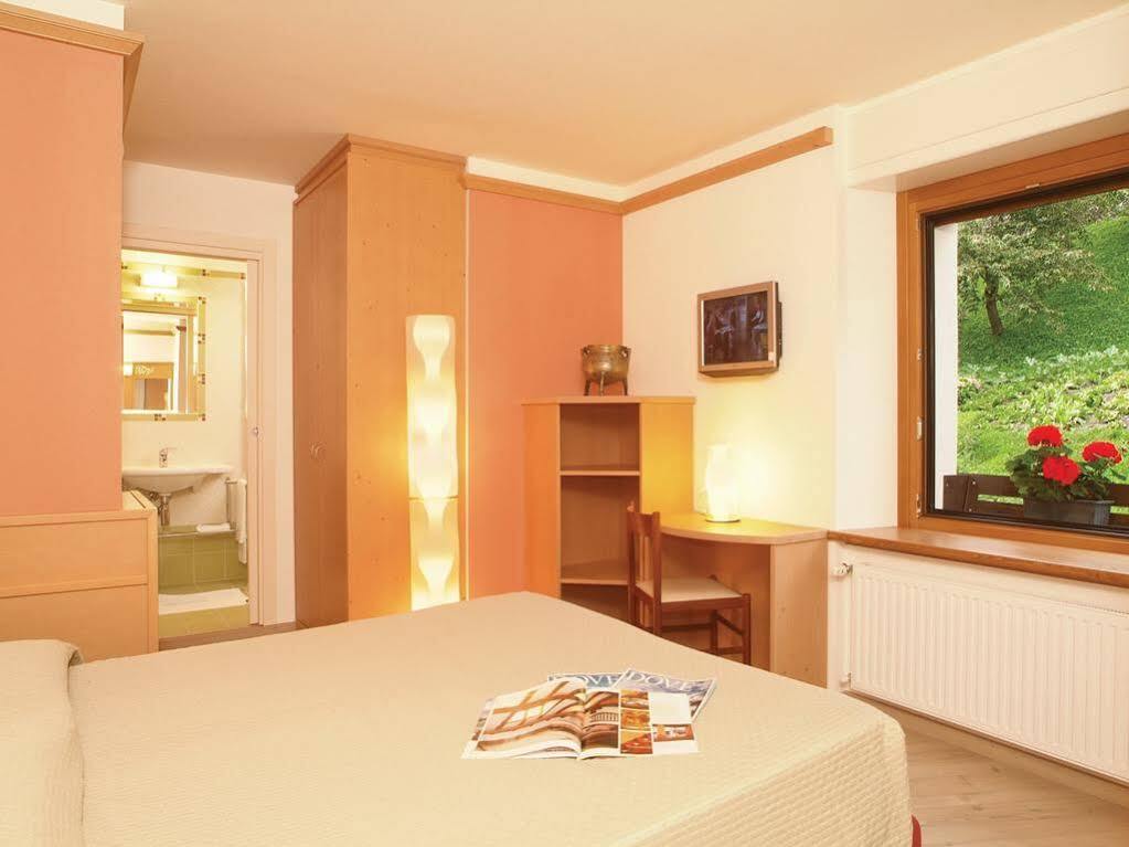 Hotel Bellavista Равасклетто Екстер'єр фото